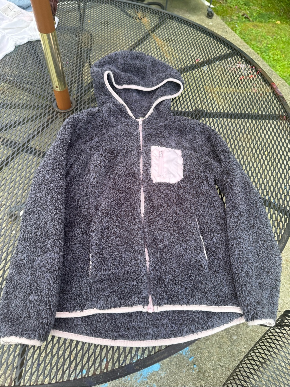 Xersion Dark Gray Hooded Puffer Jacket with Light Pink Trim